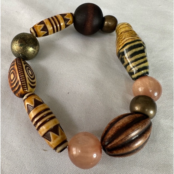 Set of 3 stretch style Chicos bead bracelets - Picture 6 of 8